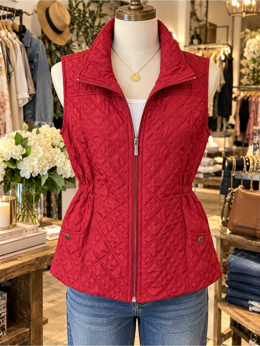 Indigo Quilted Vest in Red Size Large